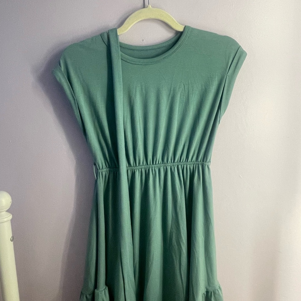 Girls Green Casual Dress With Belt (Size S)